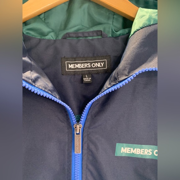Members Only jacket. Size L - Picture 5 of 7